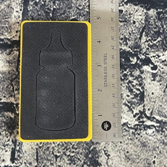 Sizzix BABY BOTTLE Die #38-0265 Original Medium Yellow Scrapbooking Crafts - Picture 6 of 6